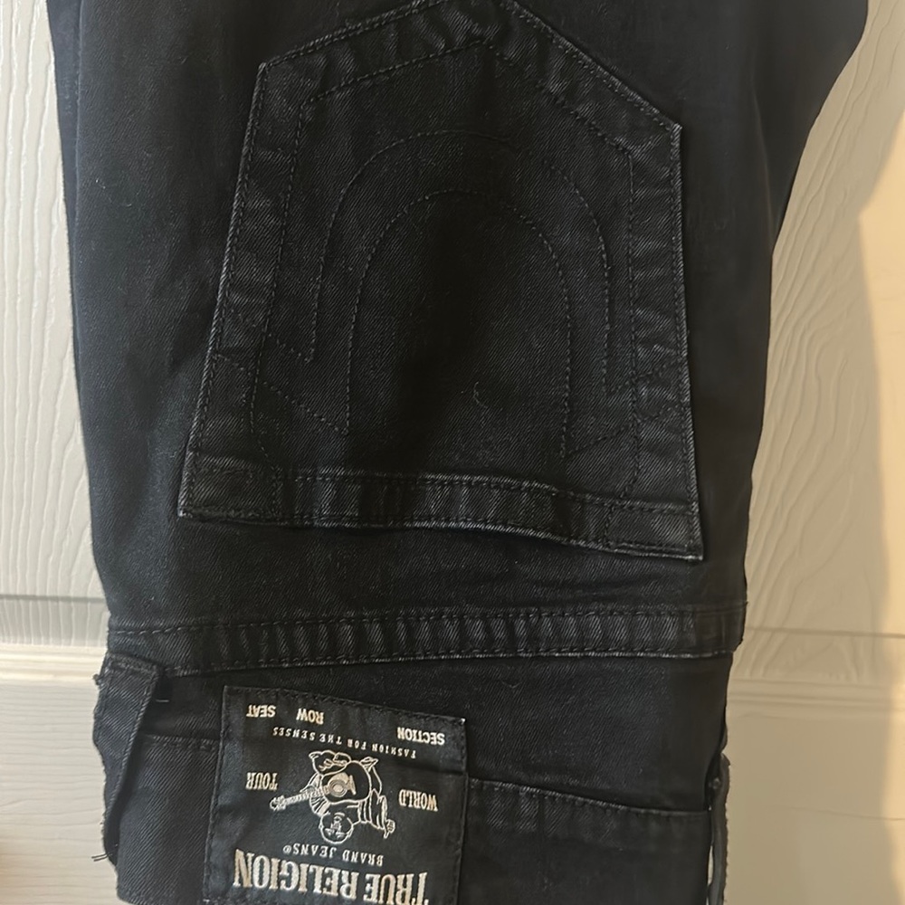 True religion relaxed skinny 33